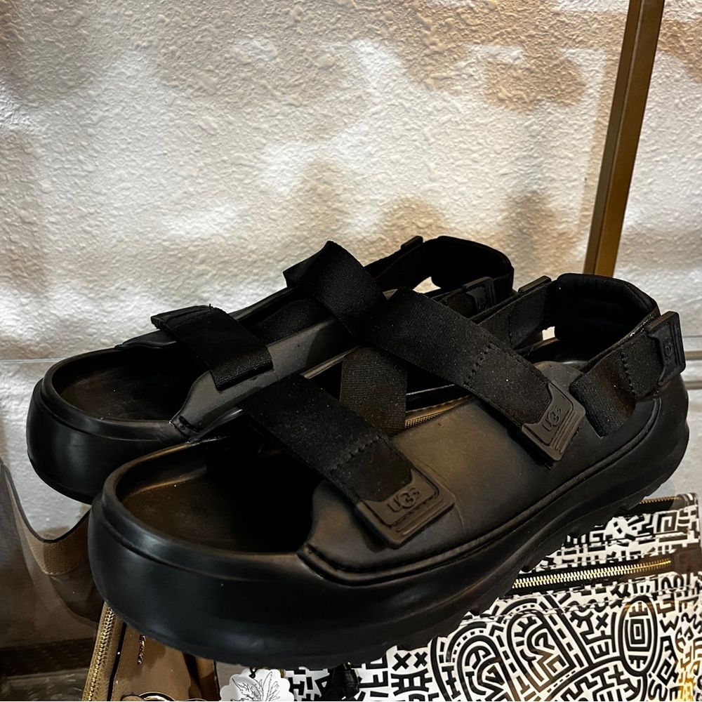 UGG Black Men's Sandals